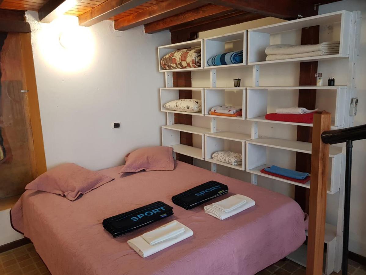 Flat Nirmala Studio-Shop Leilighet Milano Eksteriør bilde